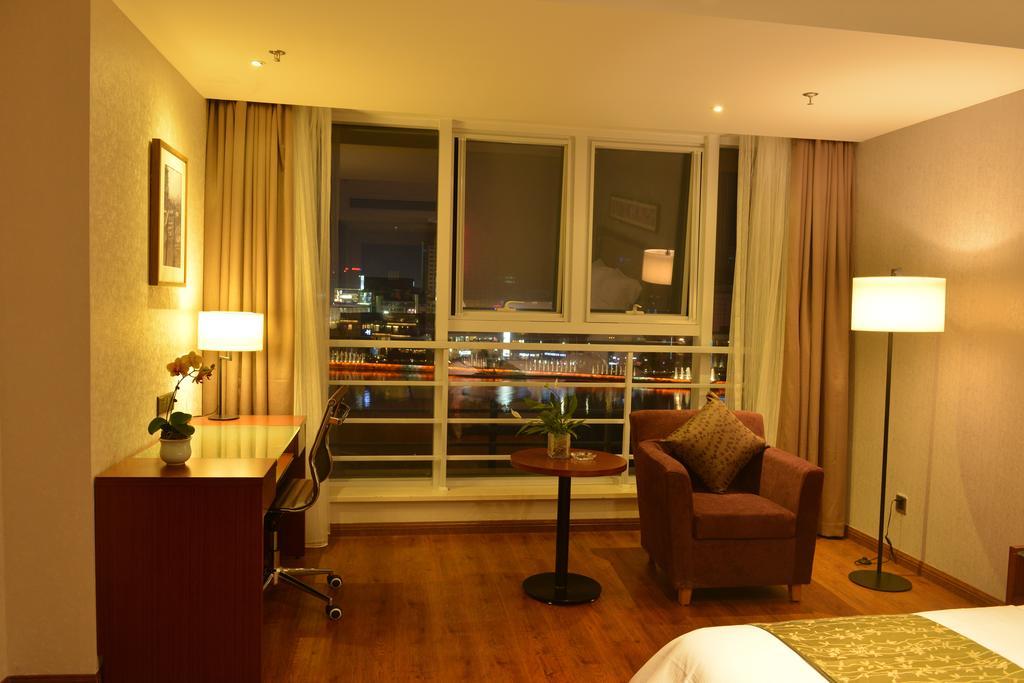 Yitel Ningbo Old Bund Hotel Экстерьер фото