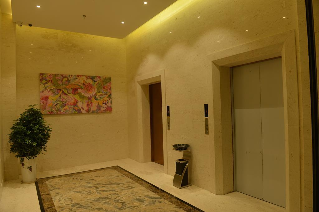 Yitel Ningbo Old Bund Hotel Экстерьер фото